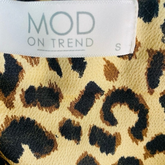 Animal Print Tank Top Camisole - Picture 4 of 5